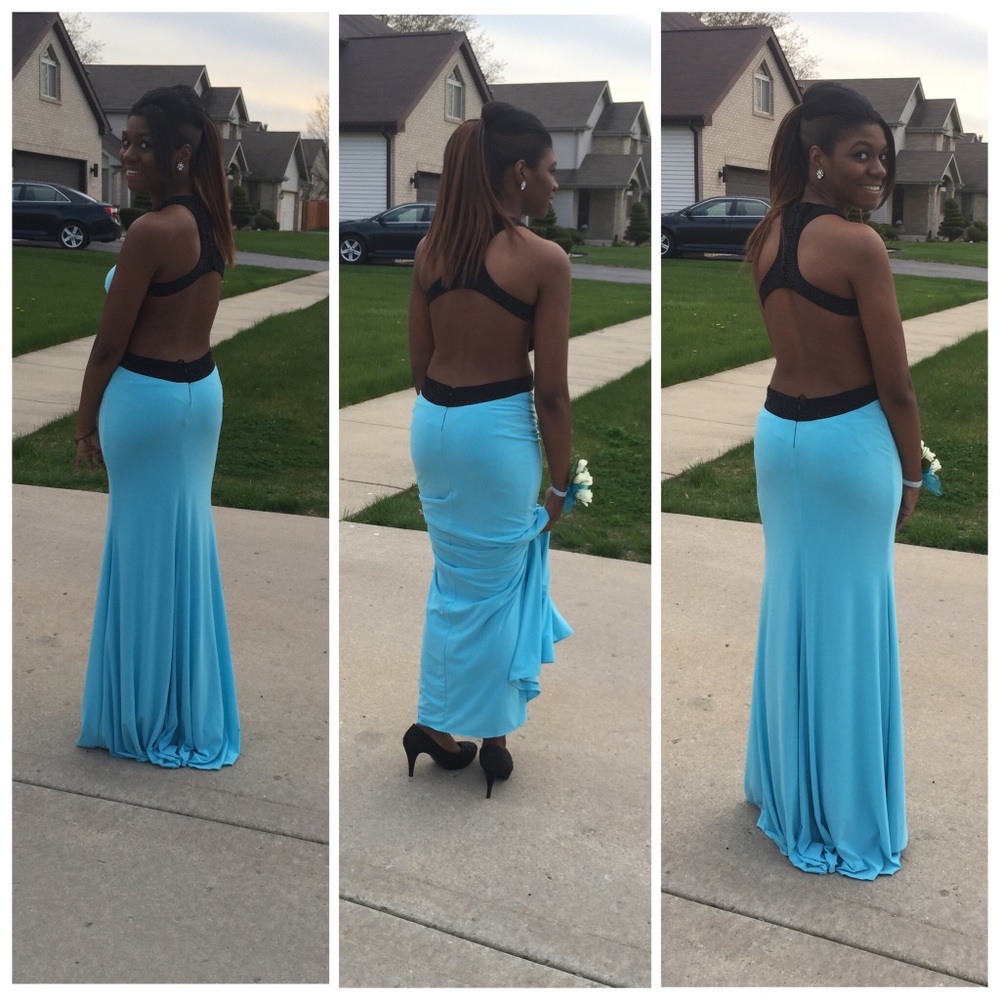 Sleek elegant prom dress